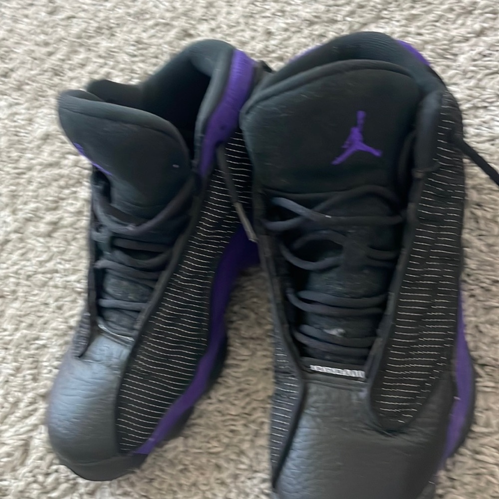 Jordan 13’s for sale in good condition and only worn 3 times..